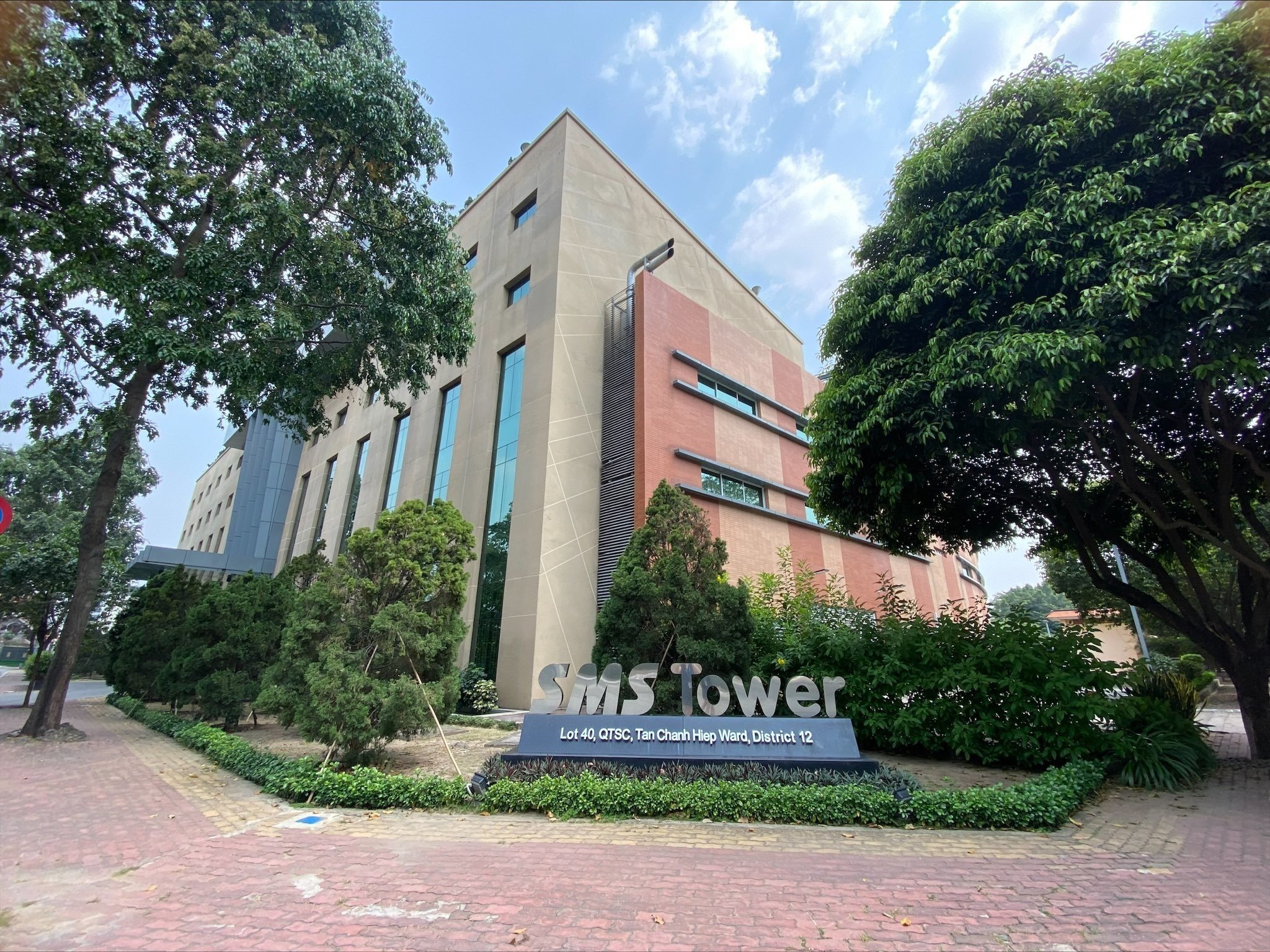 sms-tower-1